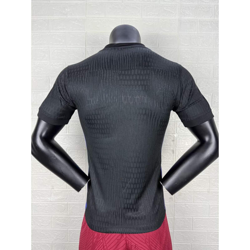 Edizione Nera FC Barcelona 25/26 – Felpa Allenamento Giocatore Edizione Nera FC Barcelona 25/26 – Felpa Allenamento Giocatore